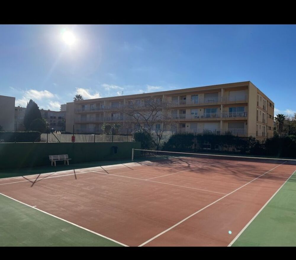 Location Appartement Studio de 27m2 à louer sur Le Lavandou Le lavandou