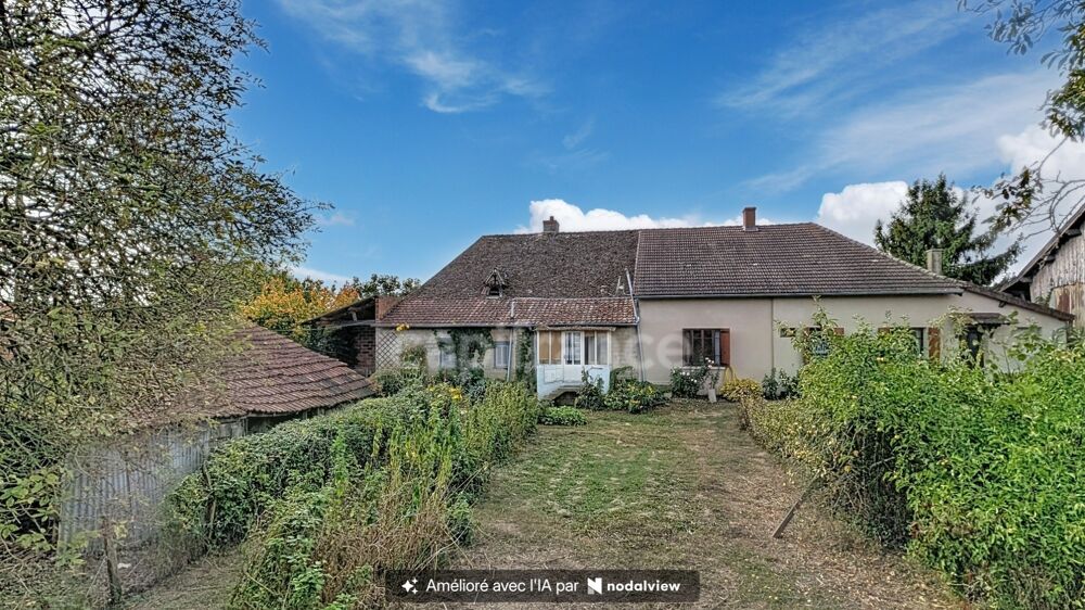 Vente Maison Frontenard (71) Propriété de caractère - Potentiel exceptionnel :  Habitation / Gîte 173 m² + 1 400 m² de dépendances et hangars Frontenard
