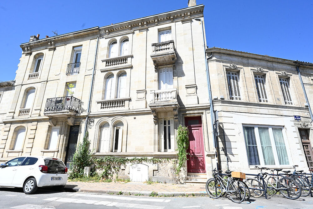Vente Appartement Au coeur de Bordeaux, derrière la façade élégante d'un immeuble de caractère Bordeaux