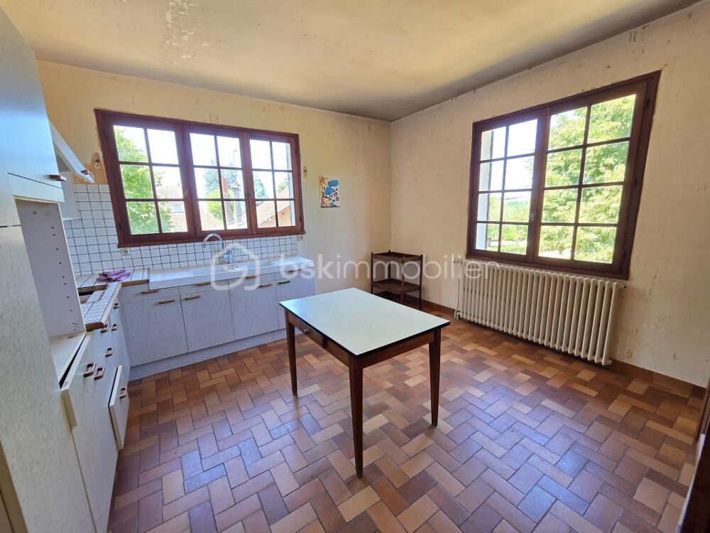 Vente Maison Jolie Maison de ville de 200m² avec dépendance habitable de 85m² à Decize Decize