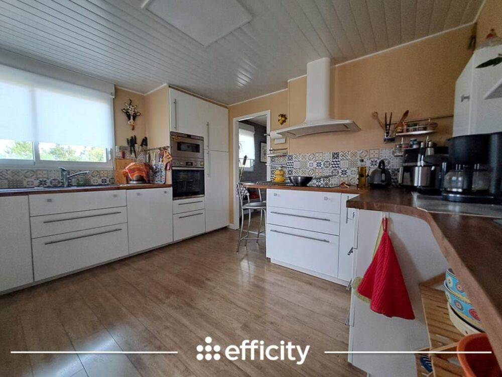 à vendre  Maison Peumérit (29710)