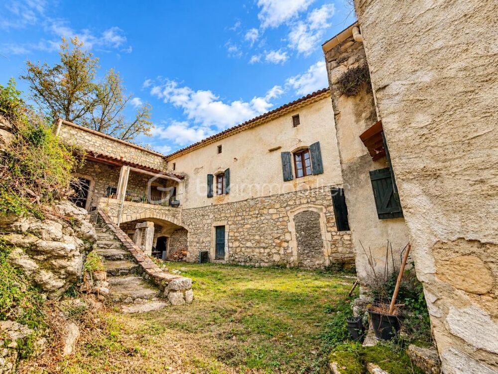 Vente Maison BROUZET-LÈS-ALÈS – ANCIEN COUVENT, CHAPELLE ET 41 HECTARES – 350 000 € Brouzet les ales