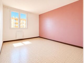  Appartement à louer 3 pièces 57 m²