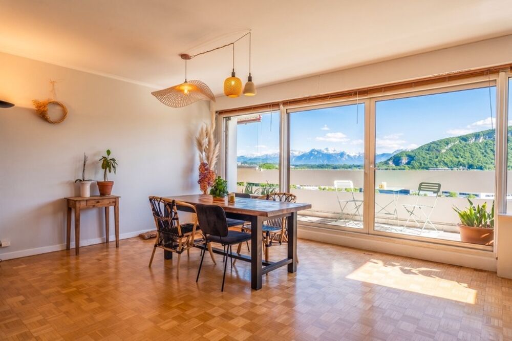 Vente Appartement Attique traversant – Vue panoramique Mont-Blanc & Jura – 101 m² – Dernier étage Ambilly