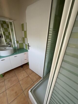  Immeuble à vendre 15 + pièces 273 m²
