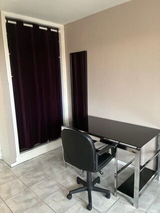 Appartement à louer 1 pièce 21 m²