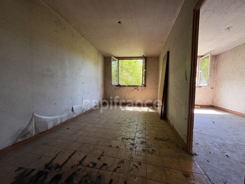 Vente Maison A. SAINT THURIN (42) Maison de 65 M2 avec garage attenant et parcelle de bois de 4400 m2 Saint thurin
