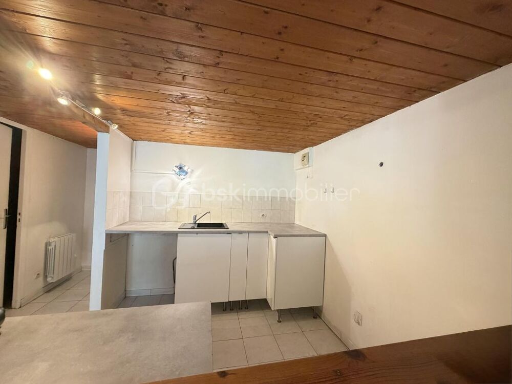 Vente Duplex/Triplex T3 Duplex à deux pas du centre du village Lentilly