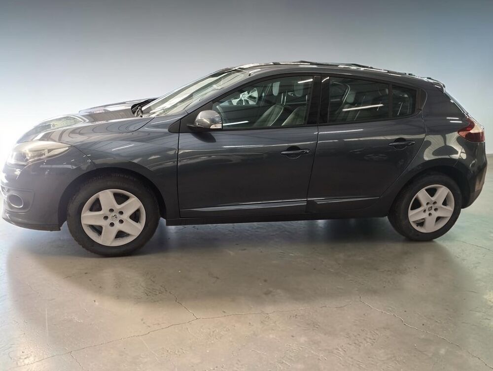 M&eacute;gane III 1.5 DCI 95 ENERGY 5P 2015 occasion 06640 Saint-Jeannet