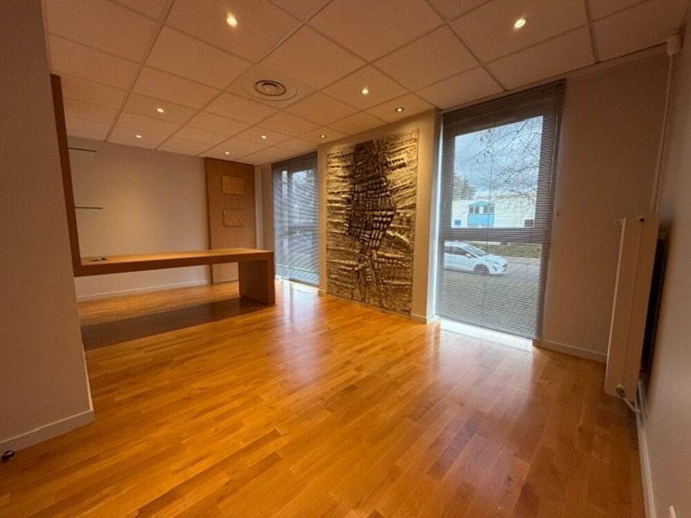   À VENDRE – Local à usage de bureaux – Technopole de Saint-Étienne Saint etienne