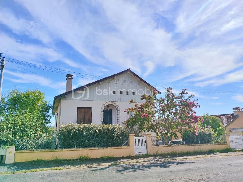Vente Maison GOURDON – MAISON RÉNOVÉE 140 M² – 3 CHAMBRES – CALME – PROCHE CENTRE-VILLE AVEC JARDIN Gourdon