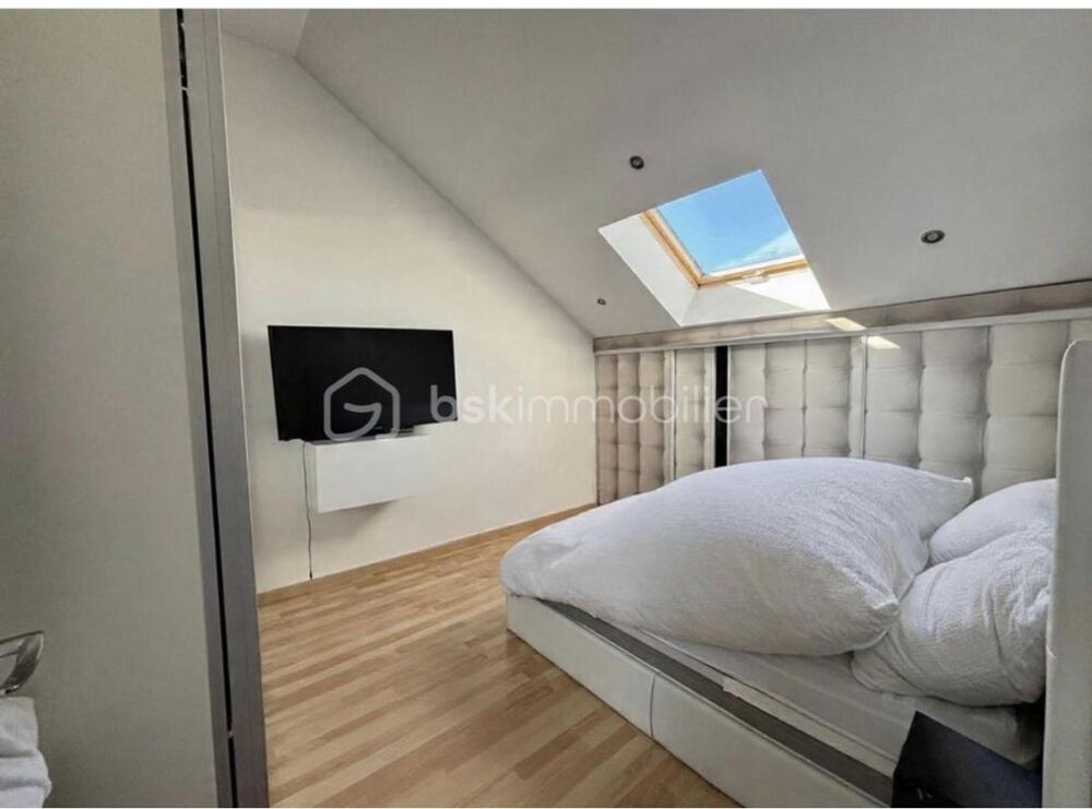 Vente Maison Charme de la tranquillité urbaine avec sa maison moderne sans aucun travaux Montfermeil