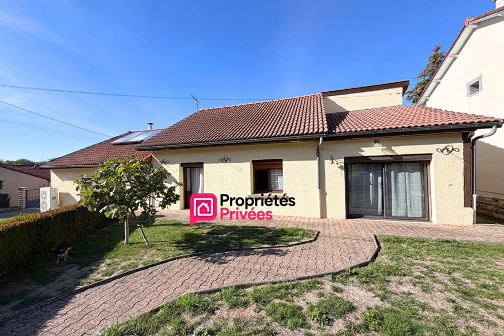Vente Maison Maison 5 pièces de plain-pied de 105m² avec garage et jardin clos de 800m² Les Ancizes Comps 63770 Les ancizes comps