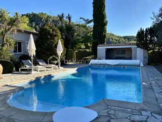  Villa à vendre 8 pièces 150 m²