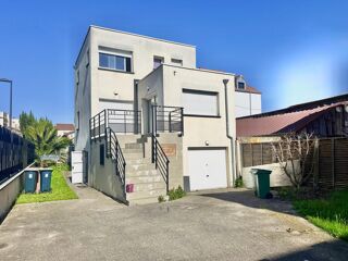  Maison à vendre 8 pièces 169 m²