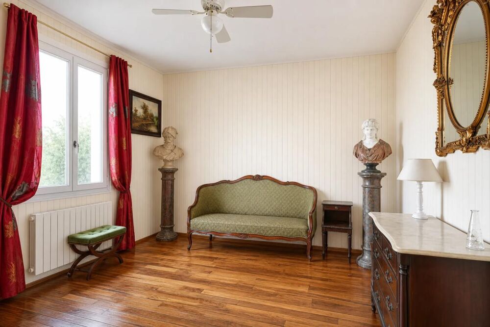 à vendre  Propriété/château Clamart (92140)