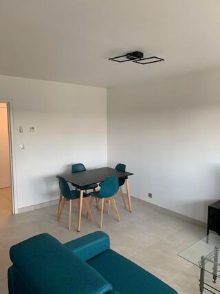  Appartement à louer 2 pièces 52 m²