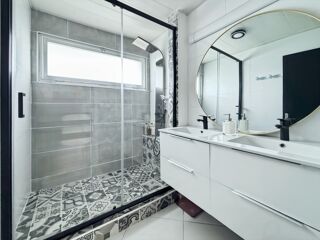  Duplex/triplex à vendre 5 pièces 107 m²