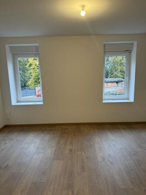  Appartement � louer 4 pi�ces 126 m�