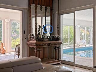  Maison à vendre 10 pièces 284 m²