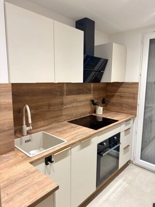  Appartement à louer 3 pièces 54 m²