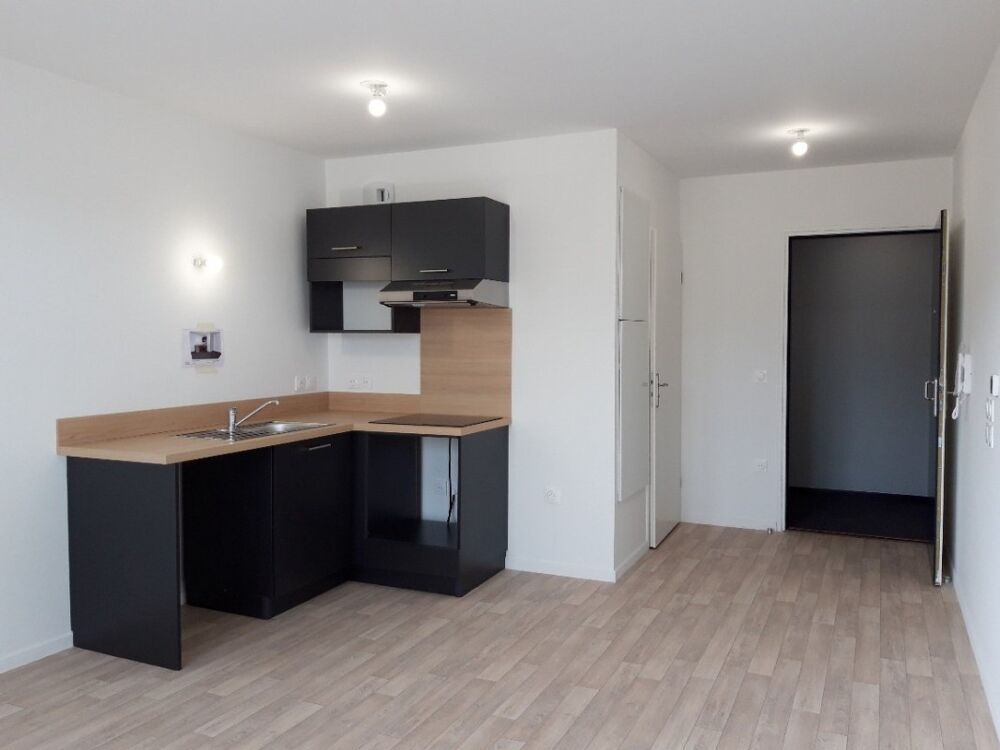Location Appartement T2 avec balcon et parking à CORBEIL ESSONNES Corbeil essonnes