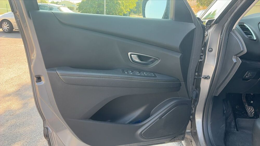Sc&eacute;nic IV 1.6 dCi 130 Energy Limited 2018 occasion 13280 Arles