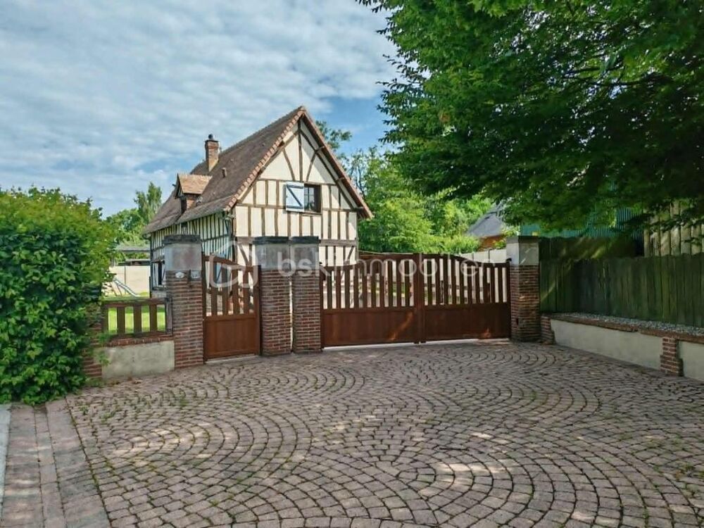 Maison Normande 3 chambres, sous-sol, centre de Bourneville