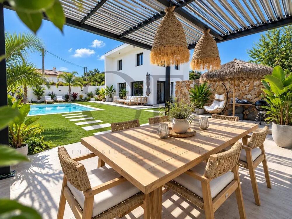 Villa californienne aux prestations haut de gamme  Le Rove