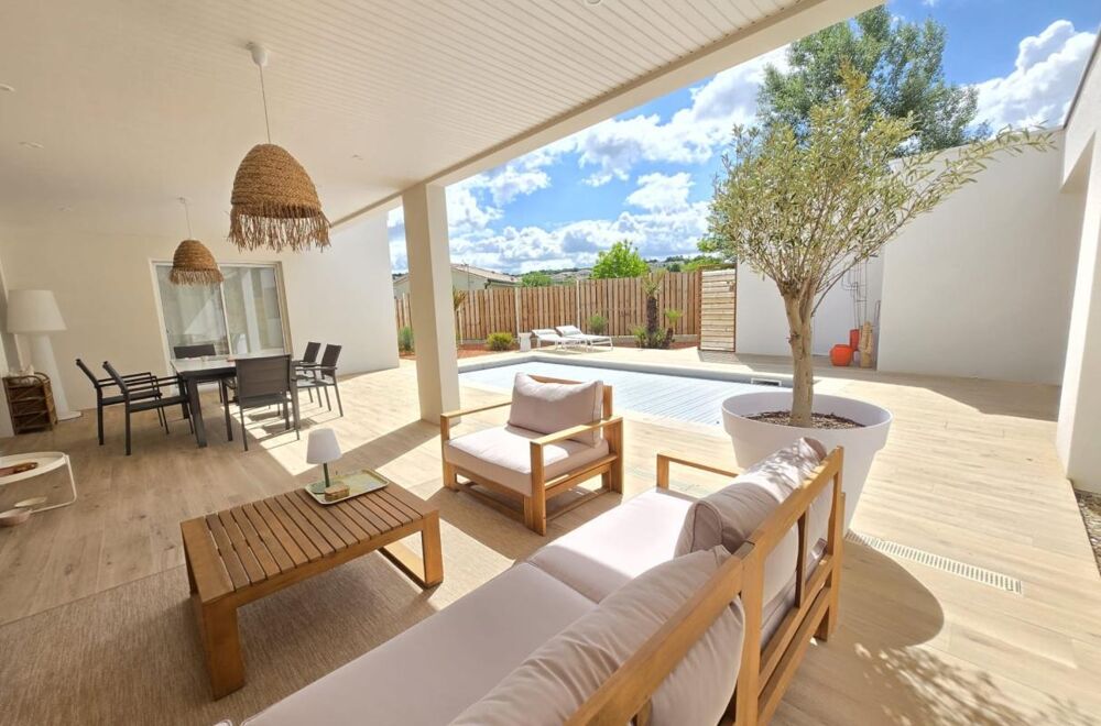 Maison de haut standing à vendre 8 pièces BOULAZAC (24)