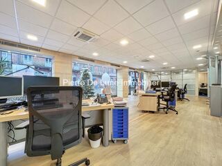   TOULOUSE MATABIAU – 467 M² RDC, 4 ACCÈS, 7 PARKINGS, RÉSERVE Toulouse