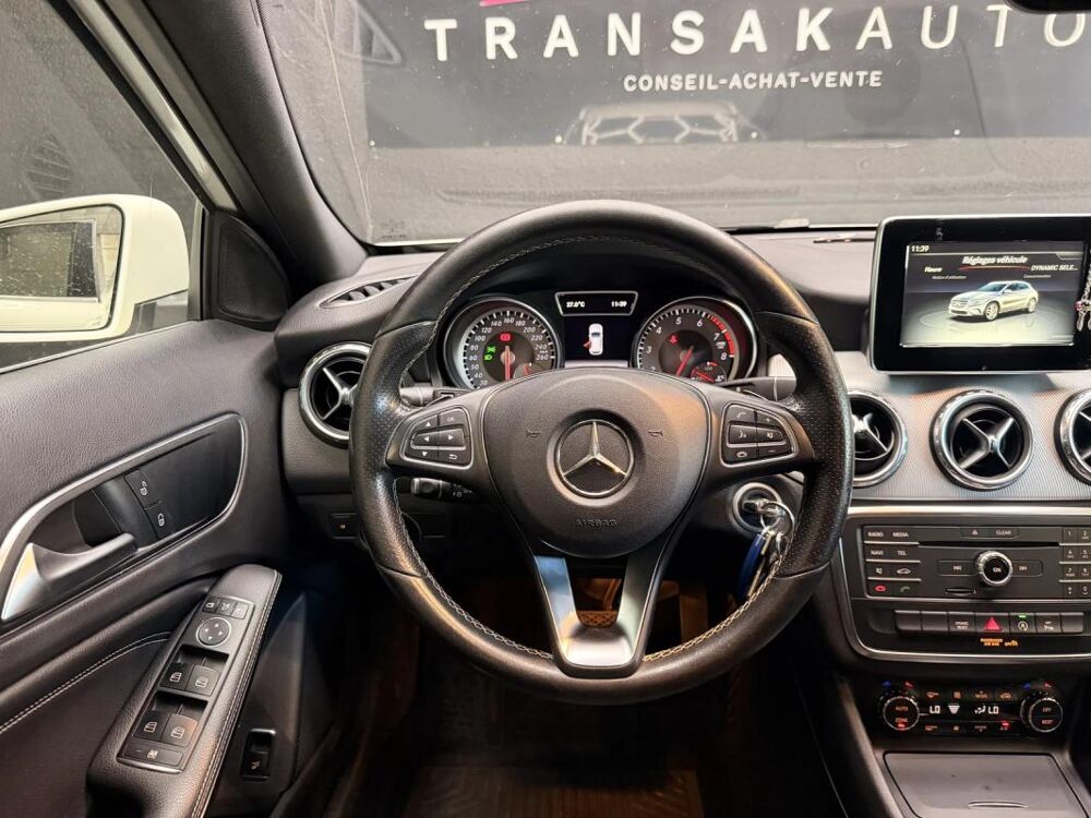 Classe GLA 180 (156.942) Inspiration 2017 occasion 73000 Chambery