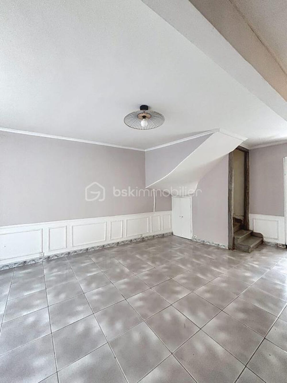 Maison familiale de 103 m² avec jardin et dépendance  Charly-sur-Marne