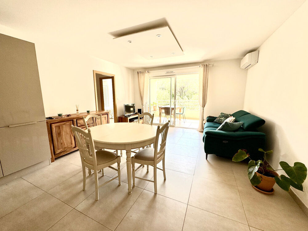 Appartement T3 lumineux avec terrasse, vue dégagée et parking  LÎle-Rousse (20)