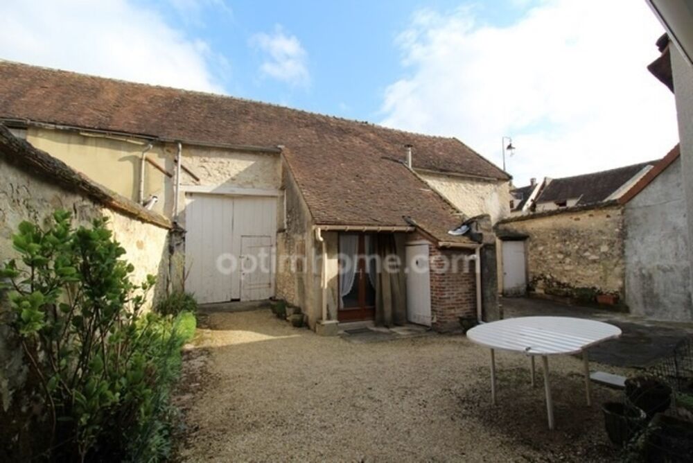 Vente Maison Donnemarie Dontilly, maison de ville avec jardin, 2 granges et garage Donnemarie dontilly