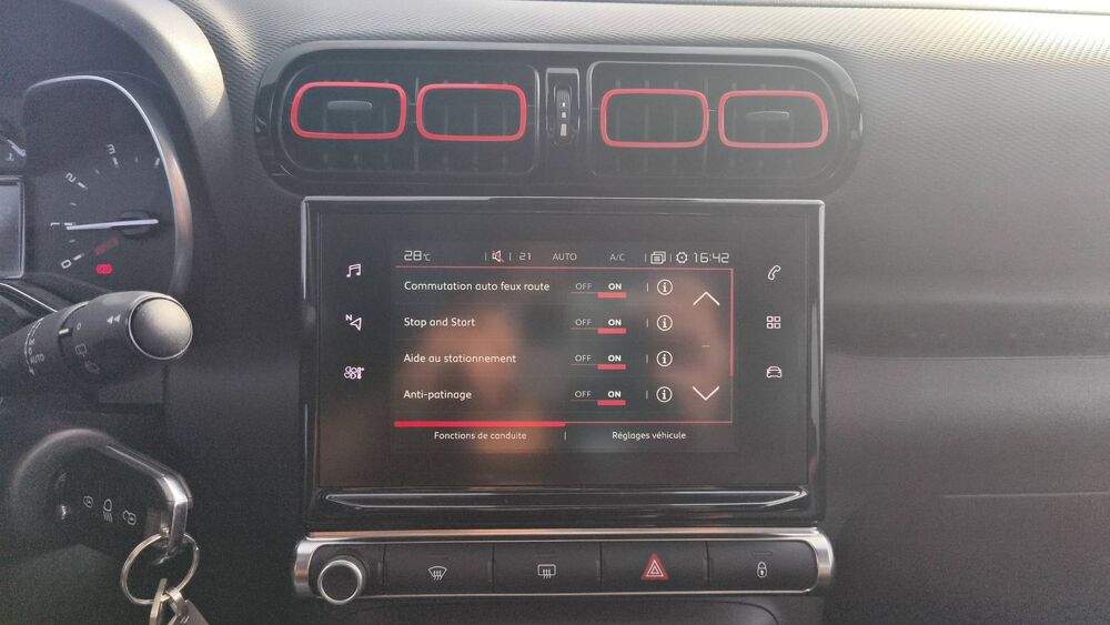 C3 Aircross 1.2 PureTech 110 EAT6 Shine - Automatique Toit ouvrant 2019 occasion 74160 Feigeres