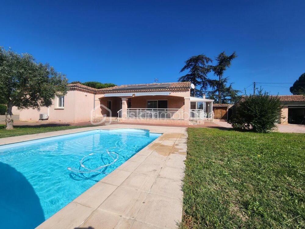 Villa d'exception avec piscine et vaste terrain