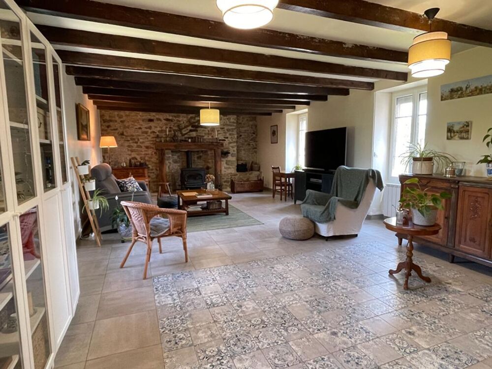 Vente Maison Exclusivité - Morbihan - Charmante propriété sur son terrain de 3034 m2 Plumeliau bieuzy