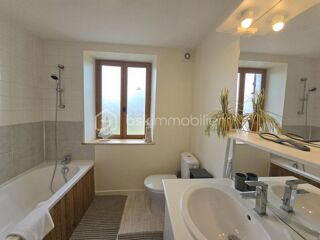  Maison � vendre 15 + pi�ces 420 m�