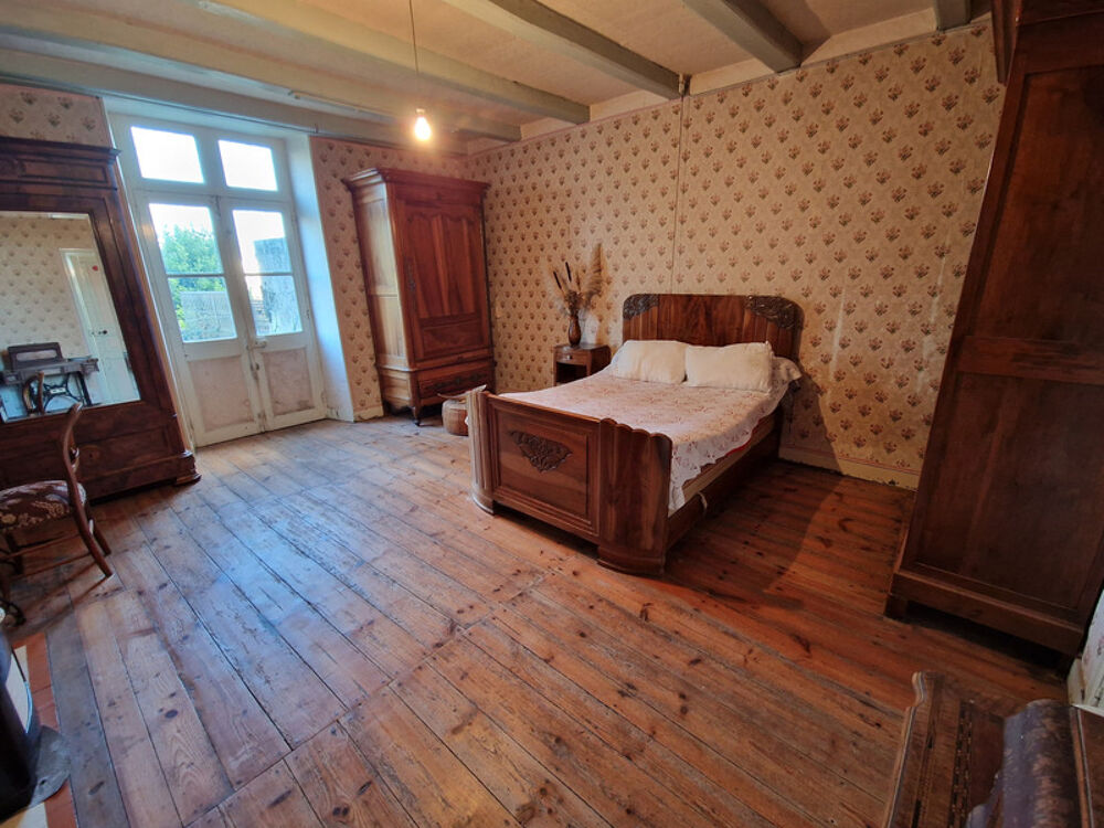 Vente Maison Maison à vendre 6 pièces TONNAY BOUTONNE (17) Tonnay boutonne