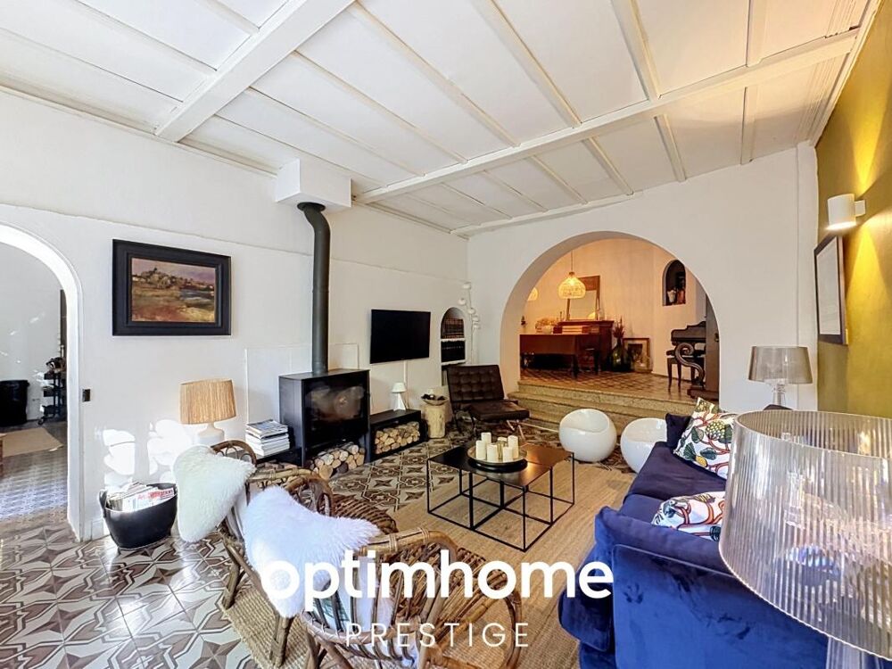 Maison à vendre 12 pièces AGDE (34)