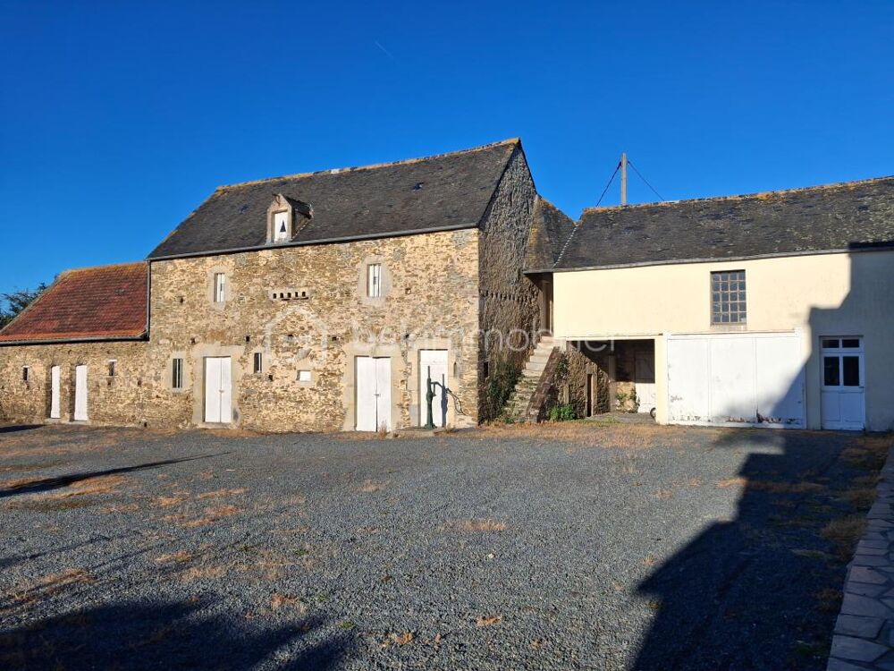 A 5 MINUTES DU MOLAY-LITTRY, JOLI CORPS DE FERME A RENOVER