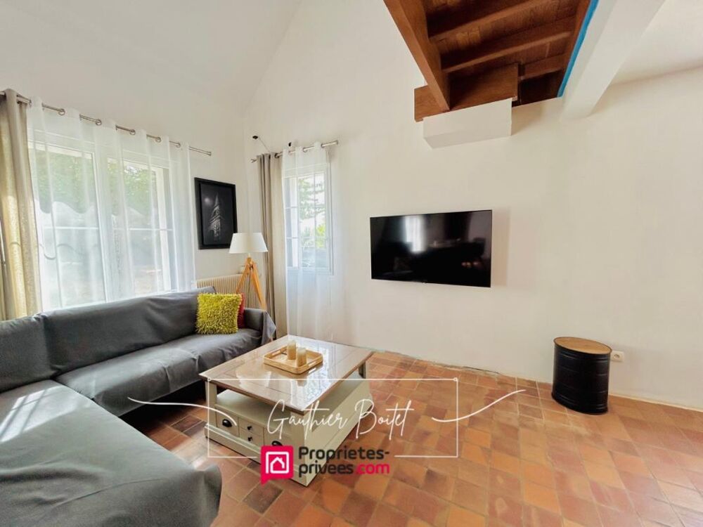 Vente Maison Maison  Coulommiers Plain pied Rénovation complète 6 pièce(s) 153 m2 Coulommiers