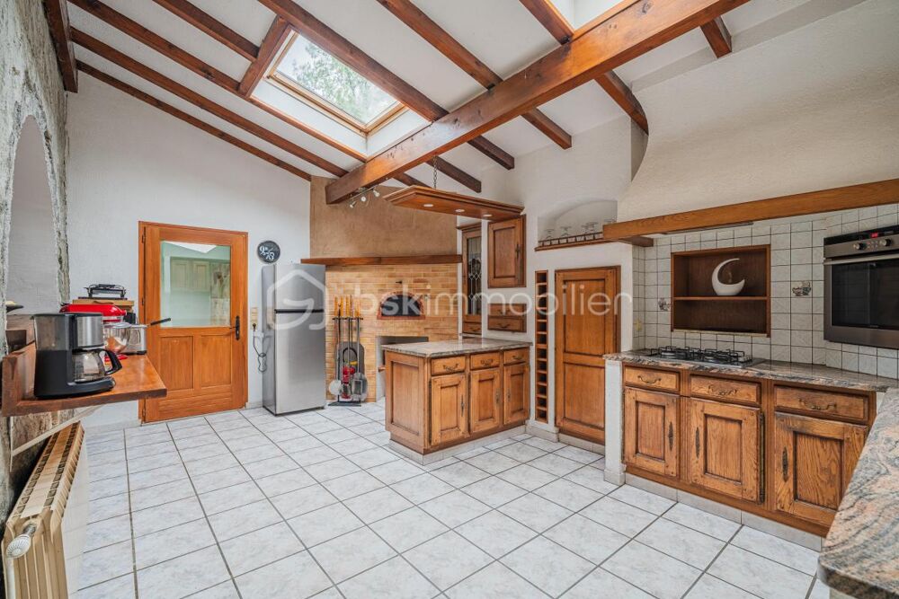 à vendre  Propriété/château Hauteville-sur-Fier (74150)