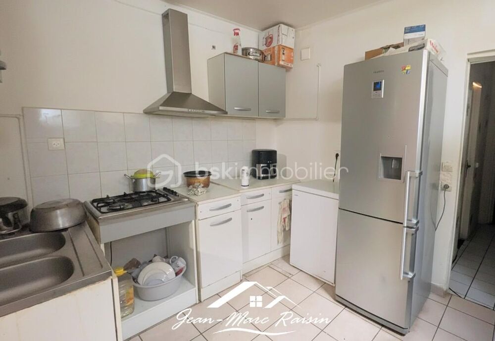 Appartement duplex T4 à rénover - 65m²