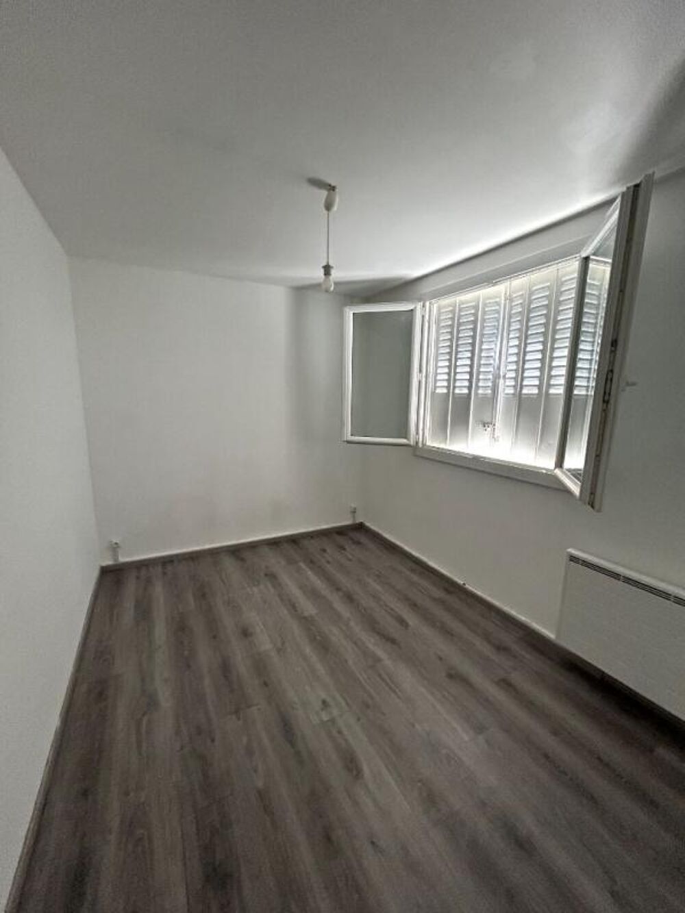 Vente Appartement À vendre T4 lumineux au dernier étage, proche centre-ville et commerces Draguignan