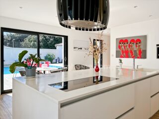  Maison  vendre 8 pices 226 m