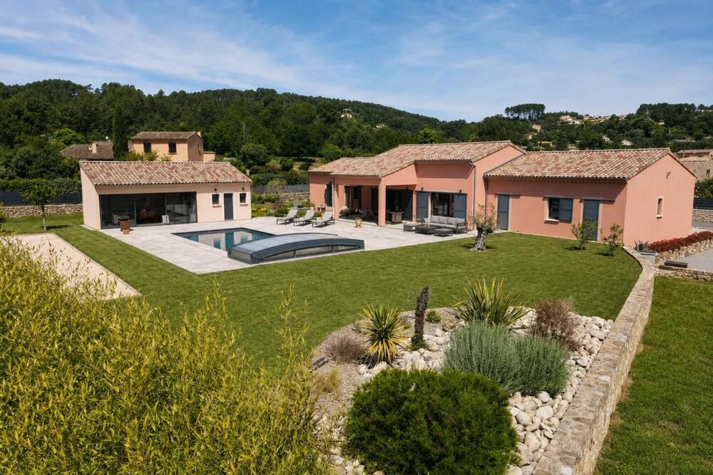 Maison de 6 pièces avec piscine à Joyeuse