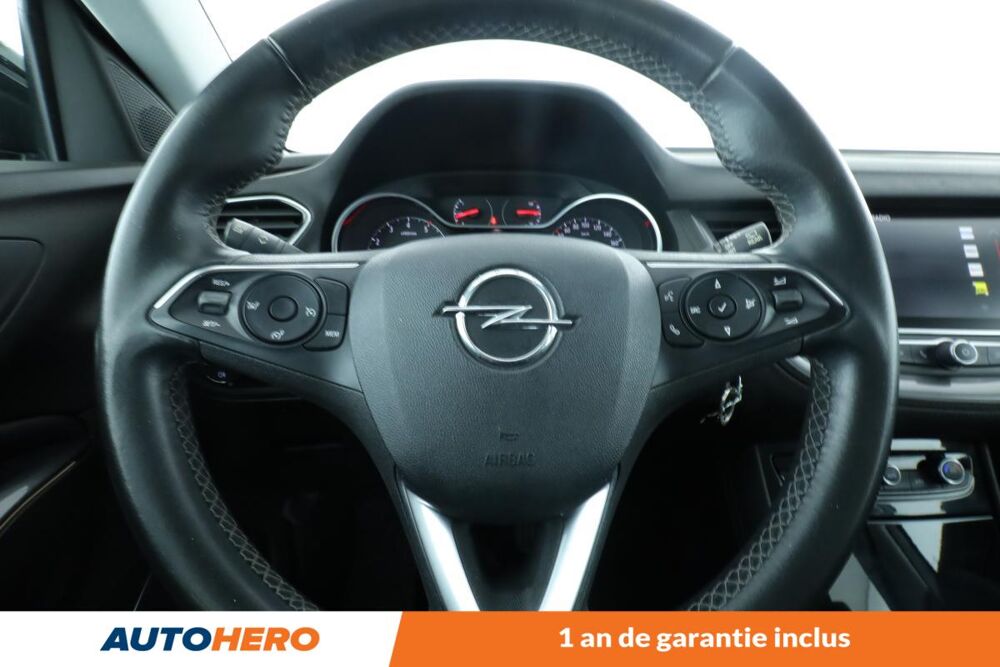 Grandland x 1.2 Turbo Elegance Business 130 ch 2021 occasion 92130 Issy-les-Moulineaux