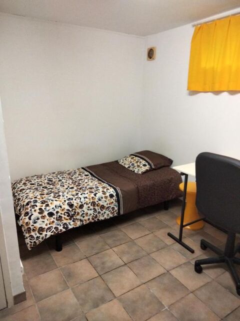   Petit studio bien �quip� Appartement - 1 pi�ce(s) - 10 m�